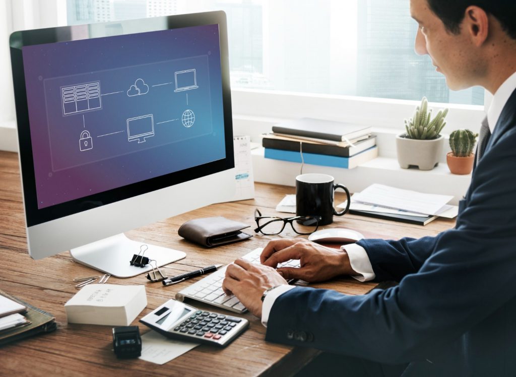 How Does Legacy System Migration Work Without Data Loss, Downtime, or Risk?